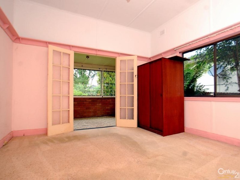 7 Lock Ave, Springfield NSW 2250