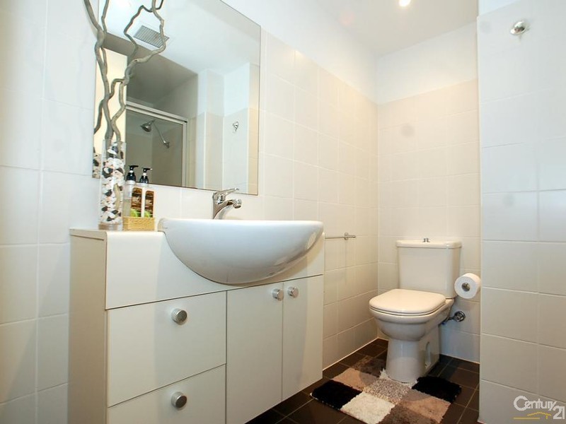 152/80 John Whiteway Drive, Gosford NSW 2250