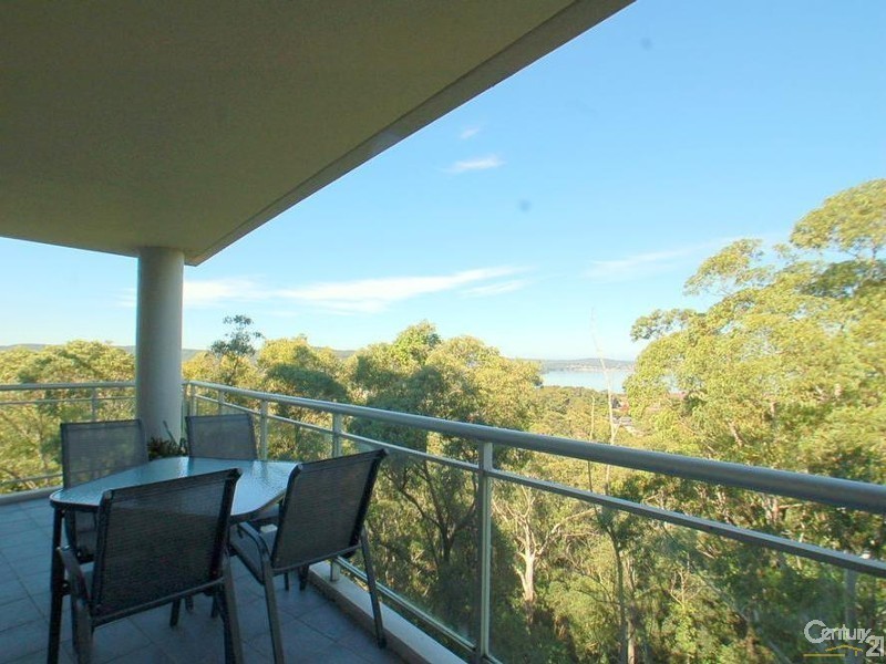 152/80 John Whiteway Drive, Gosford NSW 2250