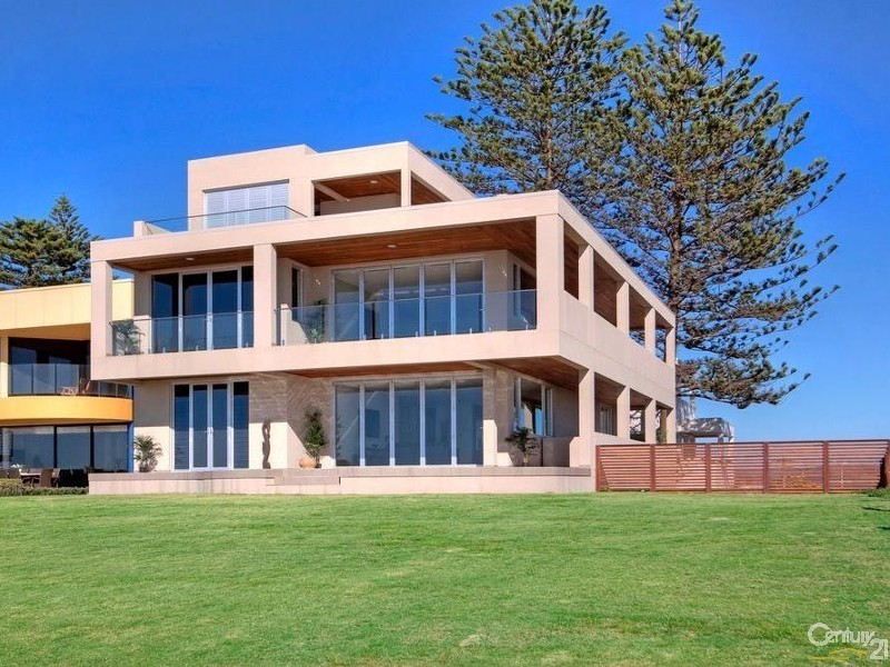 21 Hargraves Street, The Entrance North NSW 2261