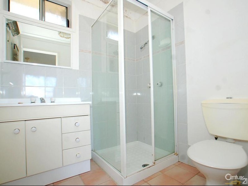 76 Lushington Street, East Gosford NSW 2250