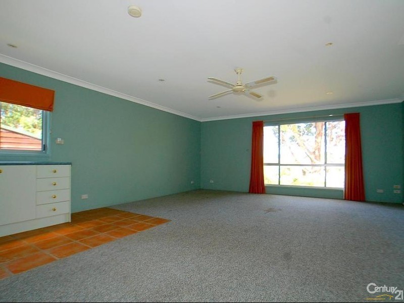 76 Lushington Street, East Gosford NSW 2250