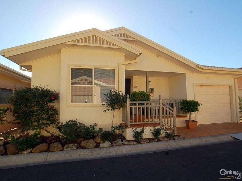 215/61 Karalta rd, Erina NSW 2250