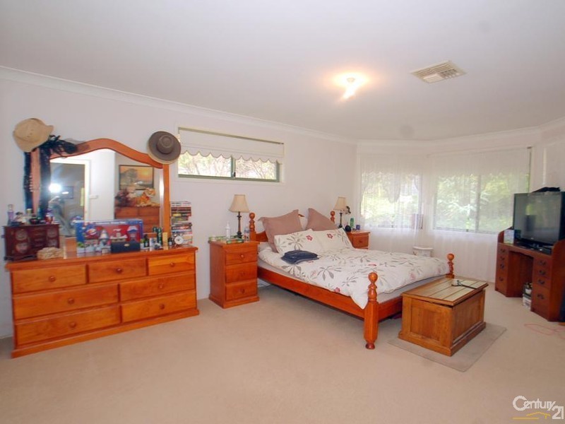 28 Barree Avenue, Narara NSW 2250