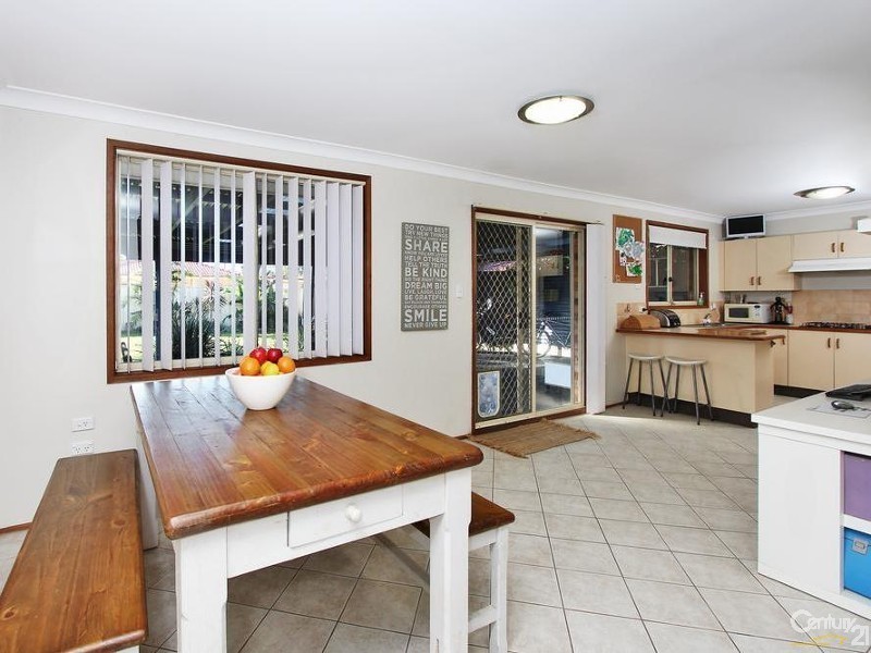 19 Arrawarra st, Narara NSW 2250