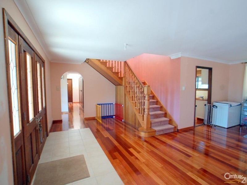 1 Eve Street, Narara NSW 2250