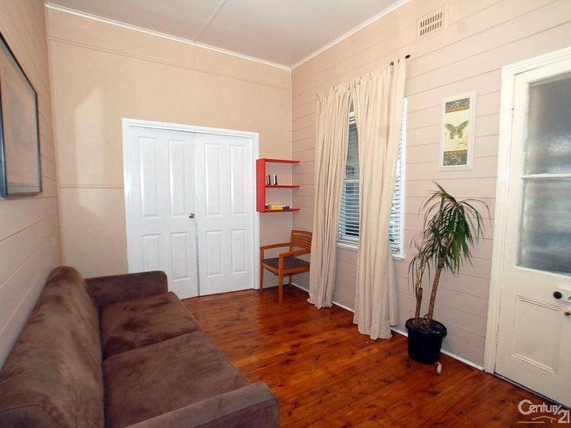 279 Mann Street, Gosford NSW 2250