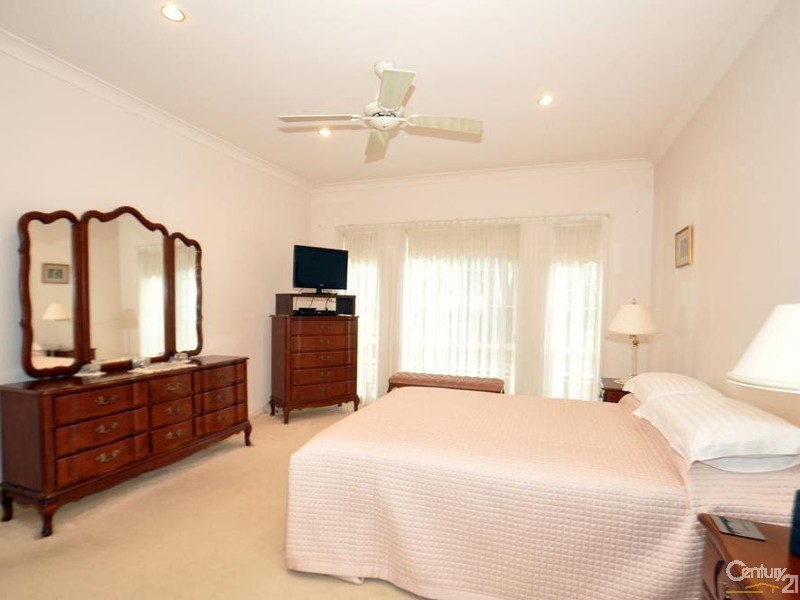 5 Avia Avenue, Erina NSW 2250