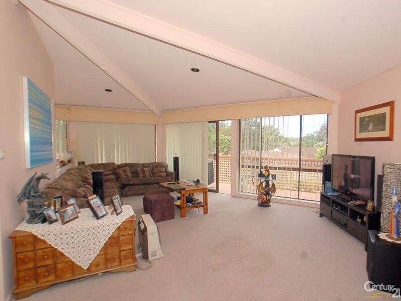 3 Willowin Close, Green Point NSW 2251