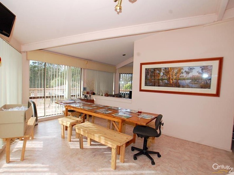 3 Willowin Close, Green Point NSW 2251