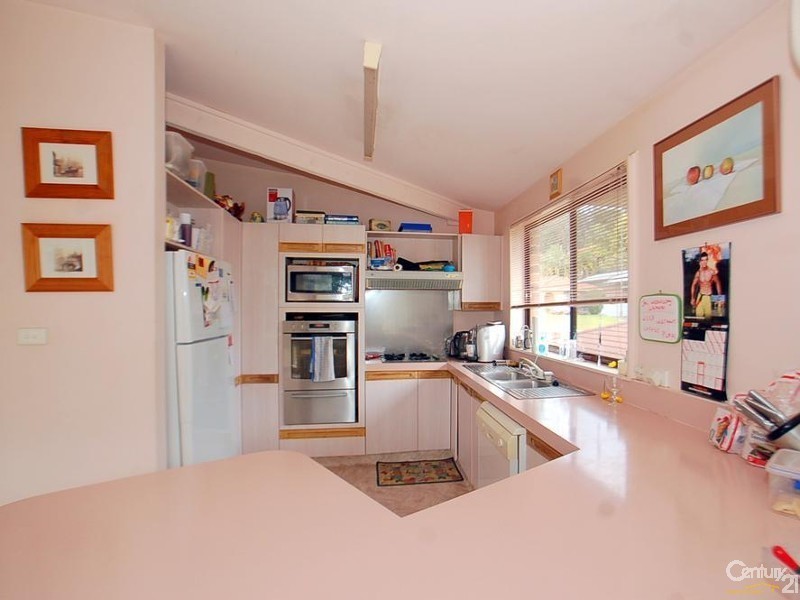 3 Willowin Close, Green Point NSW 2251