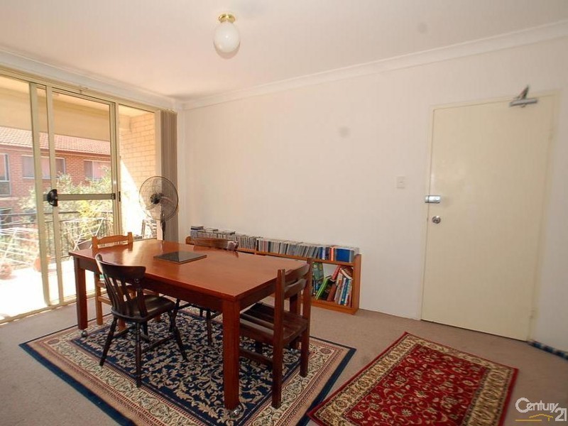 8/170 Gertrude Street, Gosford NSW 2250