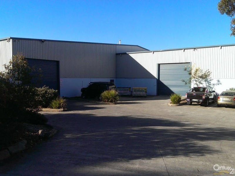 4/2 Pile Rd, Somersby NSW 2250