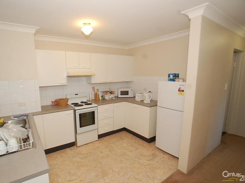 9/145 Faunce street, Gosford NSW 2250