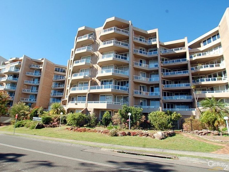 57/91 JOHN WHITEWAY DR, Gosford NSW 2250