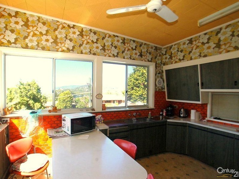 64 Donnison, Gosford NSW 2250