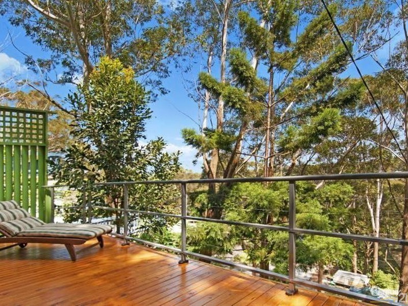 14 Francis Road, North Avoca NSW 2260