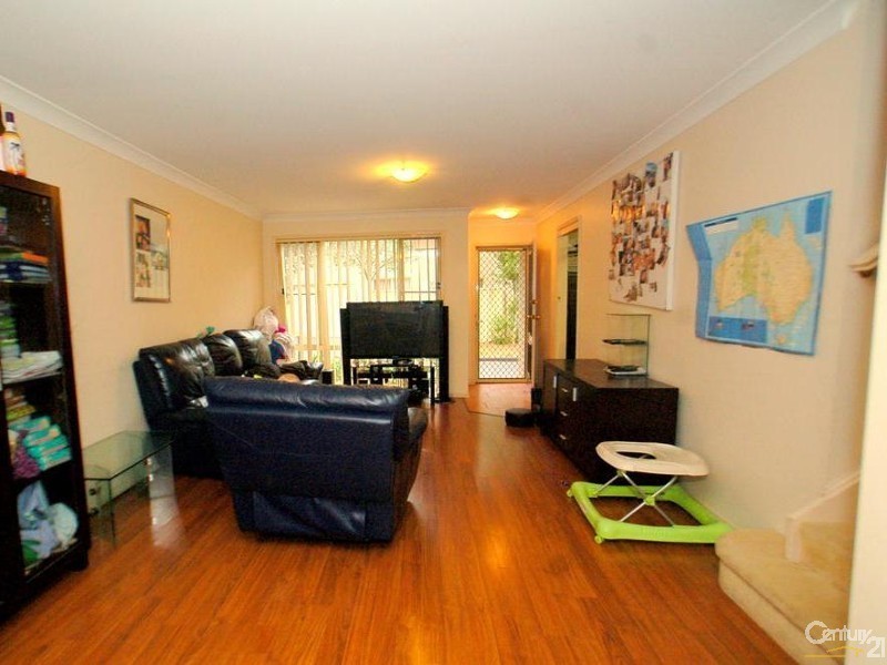 2/64 Althorp, East Gosford NSW 2250