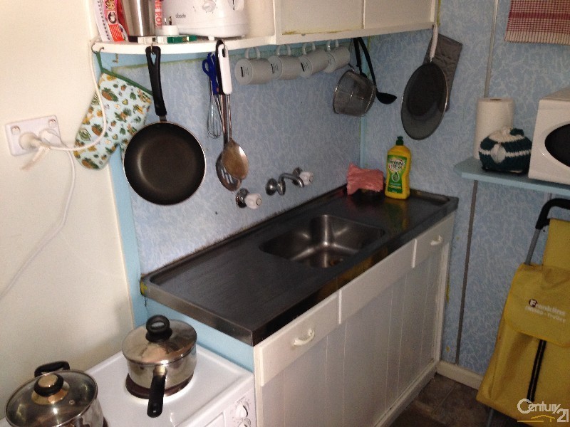 18 Watt, Gosford NSW 2250