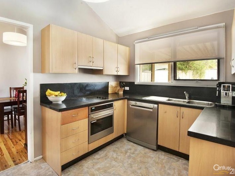 10 Rafferty Close, Kariong NSW 2250