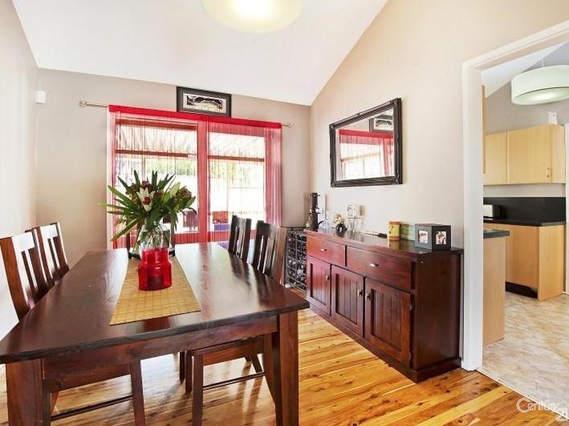 10 Rafferty Close, Kariong NSW 2250