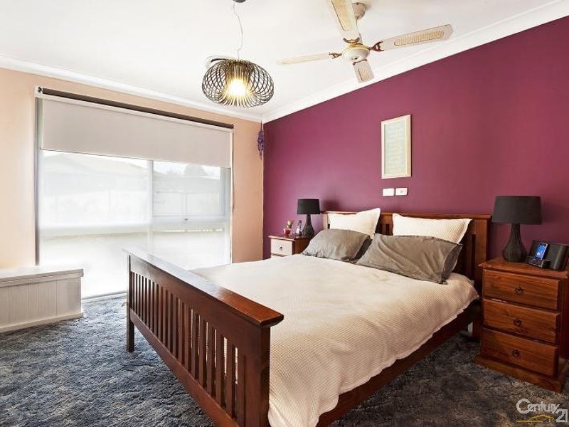 10 Rafferty Close, Kariong NSW 2250