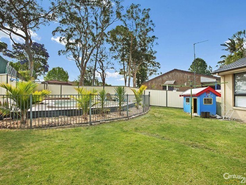 10 Rafferty Close, Kariong NSW 2250