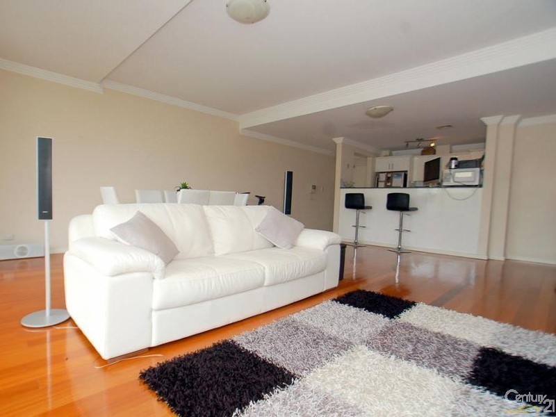 12/187 Albany Street, Point Frederick NSW 2250