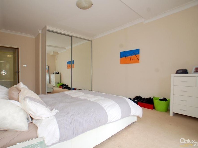 12/187 Albany Street, Point Frederick NSW 2250