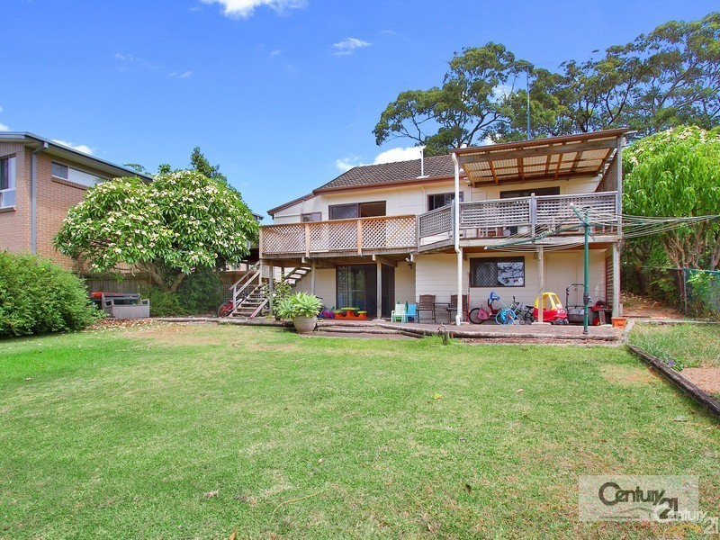 23 Hilltop Rd, Wamberal NSW 2260