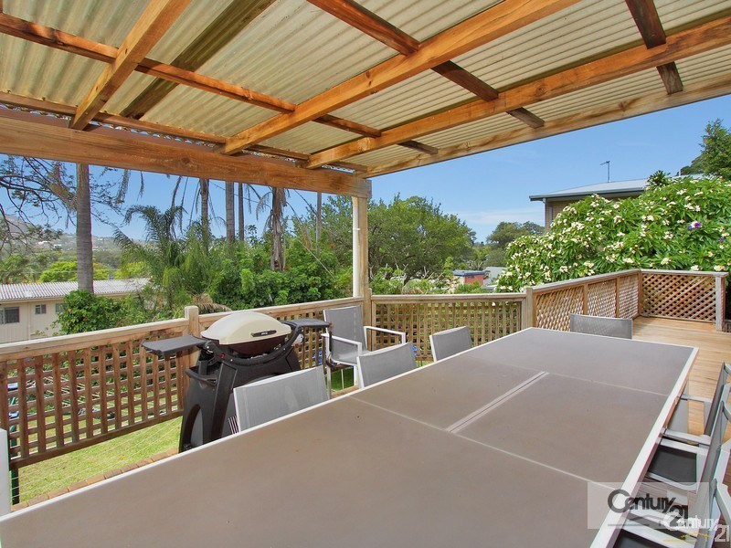 23 Hilltop Rd, Wamberal NSW 2260