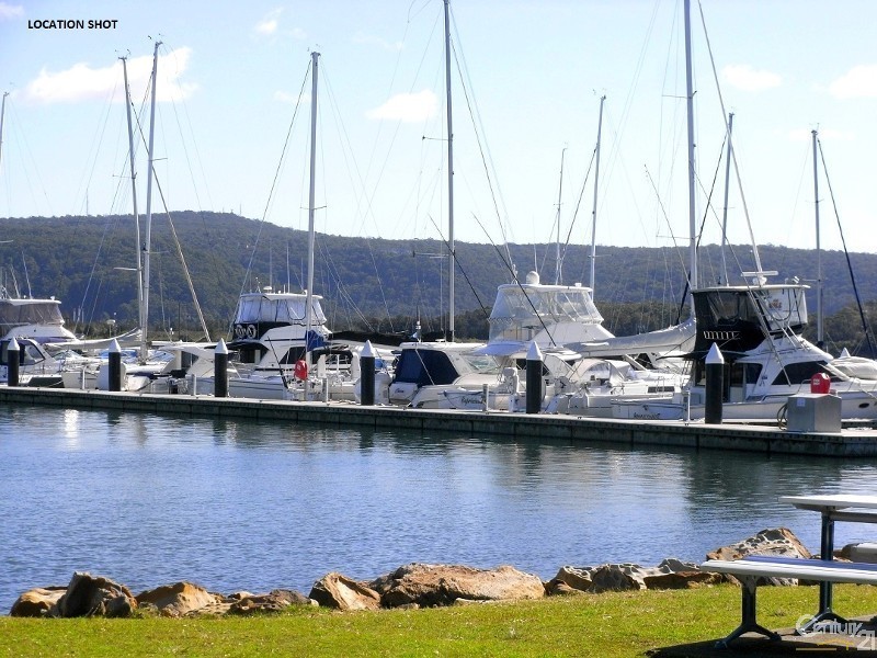 Point Frederick NSW 2250