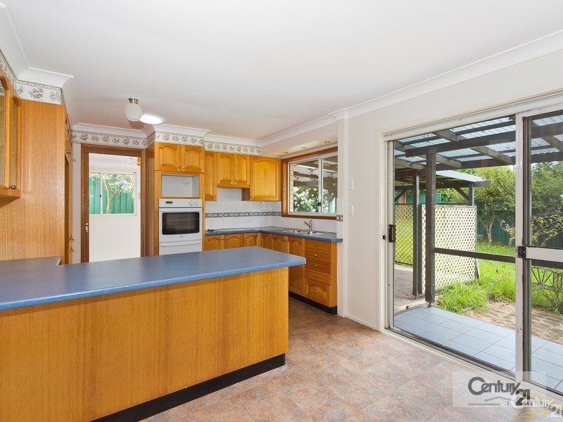 13 Ourimbah st, Lisarow NSW 2250
