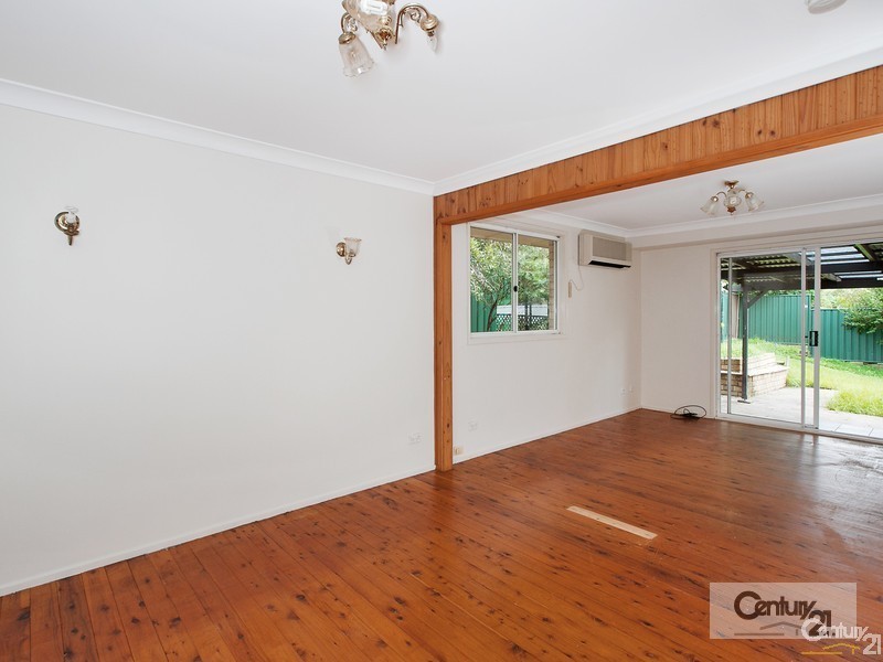 13 Ourimbah st, Lisarow NSW 2250