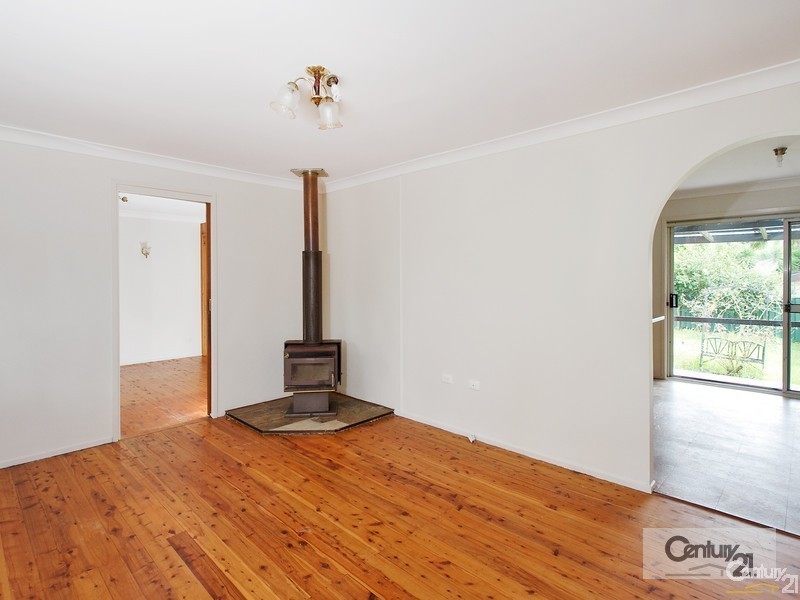 13 Ourimbah st, Lisarow NSW 2250