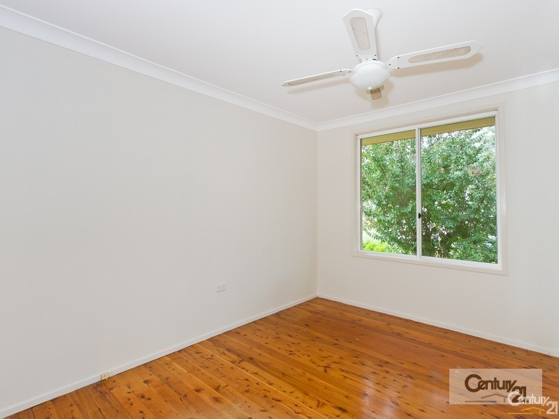 13 Ourimbah st, Lisarow NSW 2250