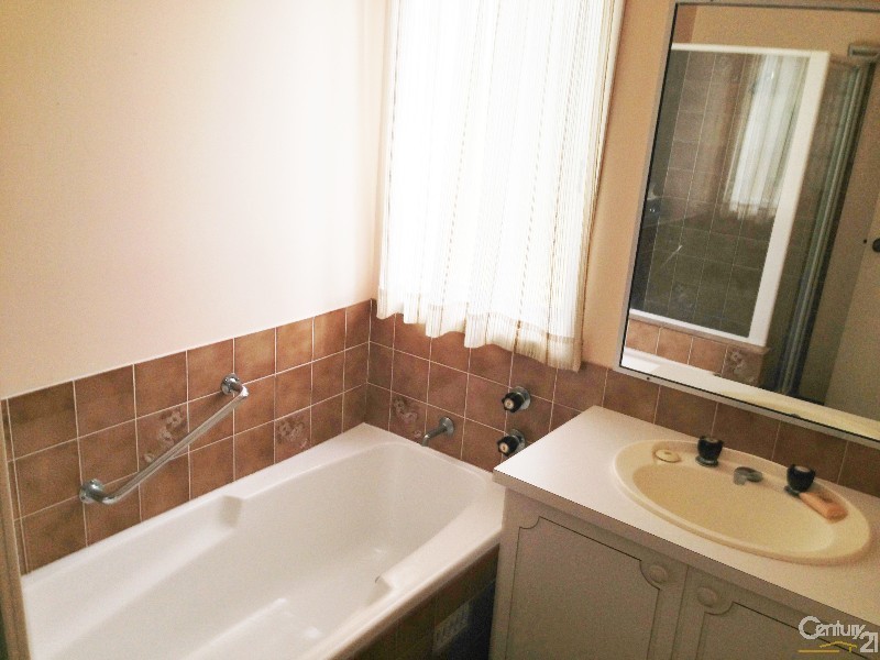 3 Corunna cl, Kincumber NSW 2251