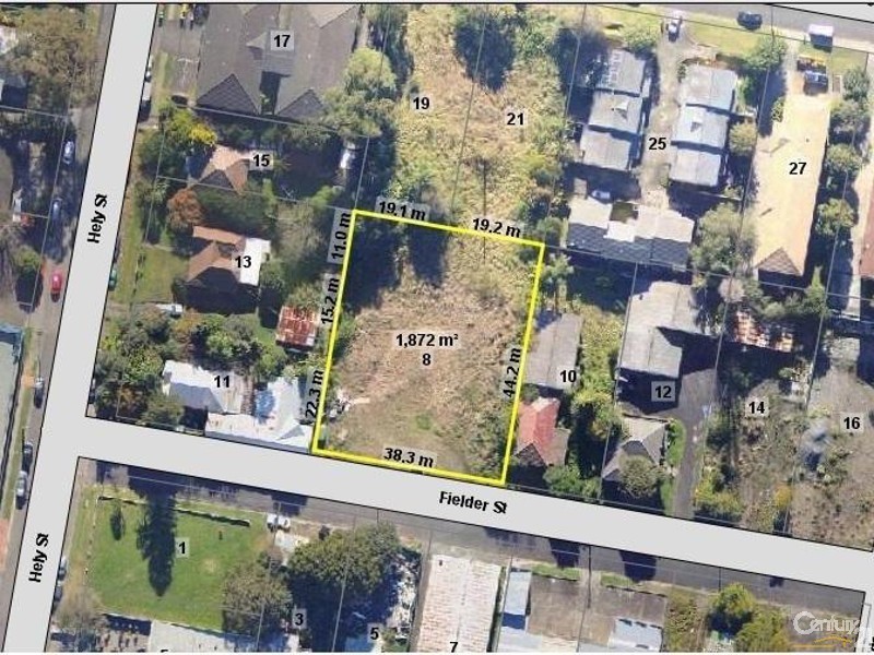 8 Fielder Street, West Gosford NSW 2250