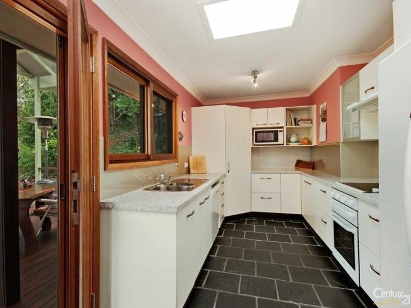 4 Kawana Avenue, Niagara Park NSW 2250