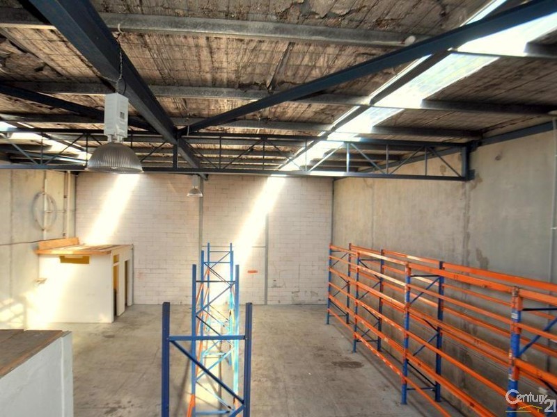 27 Kirrawee ave, Gosford NSW 2250