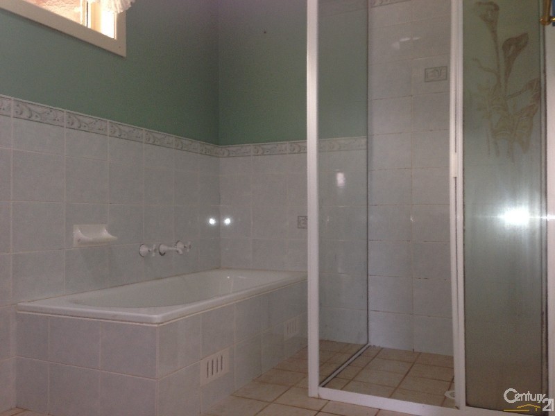 Central Mangrove NSW 2250