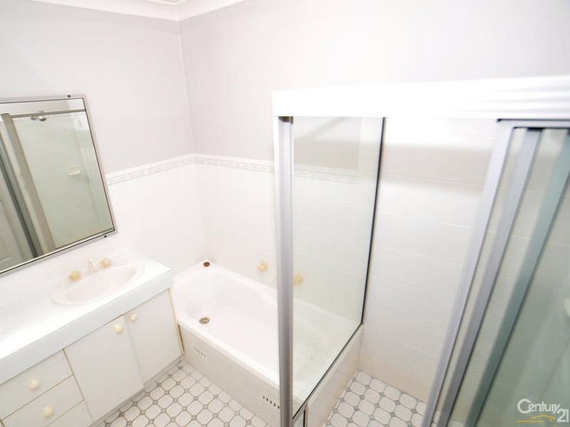 2/24 York st, Point Frederick NSW 2250