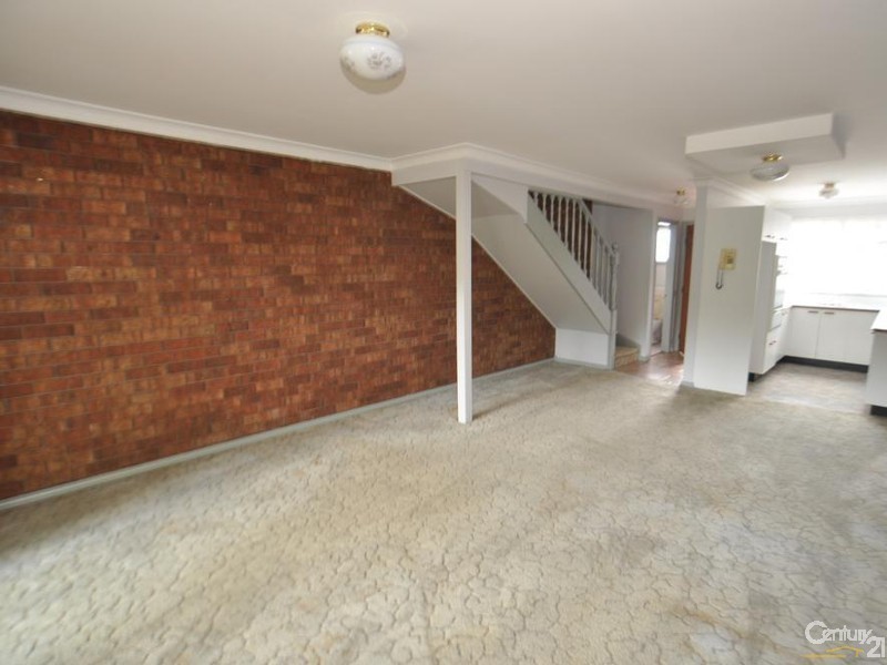 2/24 York st, Point Frederick NSW 2250