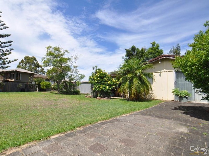 24 Bluefish Crescent, Tascott NSW 2250