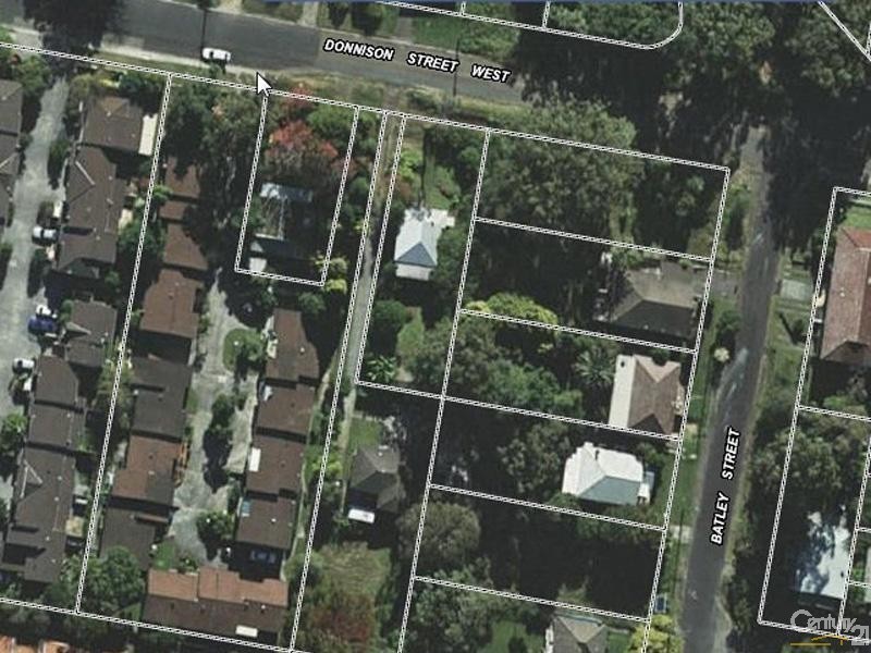 51 and 51a Donnison st, Gosford NSW 2250