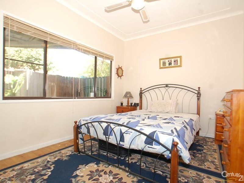 64 Cary st, Wyoming NSW 2250