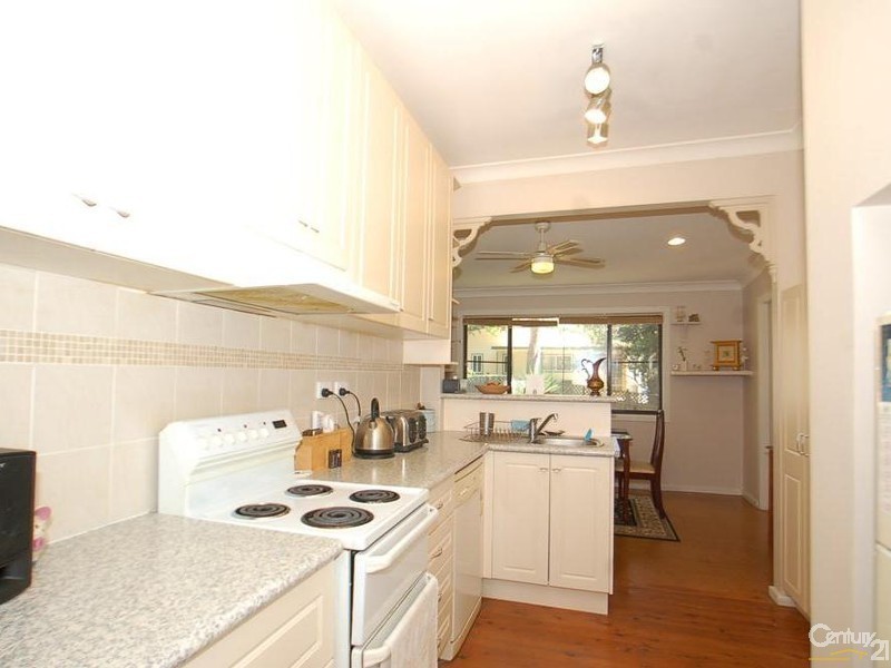 64 Cary st, Wyoming NSW 2250