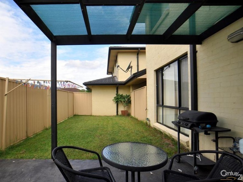 3/490 Pacific Highway, Wyoming NSW 2250