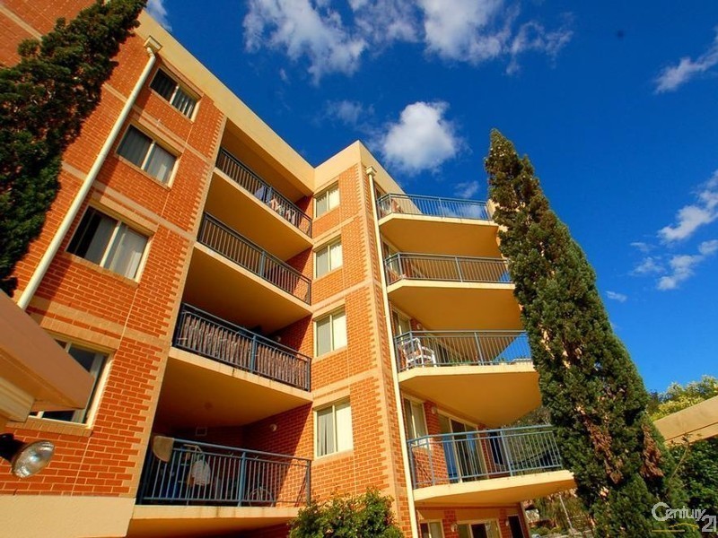 18/12-14 Hill Street, Gosford NSW 2250