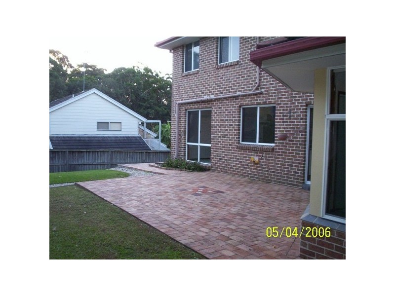 11 WELLESBOURNE AVENUE, Terrigal NSW 2260